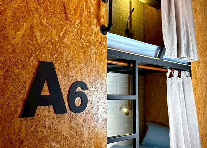 ゲストハウス Cozy Bb Experience In Noi With Modern Comforts バンコク都